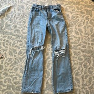 Abercrombie and Fitch 90’s Relaxed High Rise Jeans